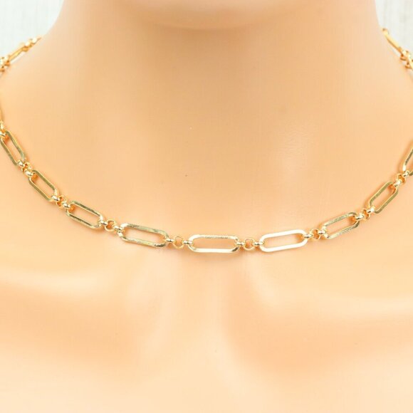 "Minimalist & Elegant Necklace Chain – Perfect for Women & Girls | UNVRC1537 - Picture 8 of 10